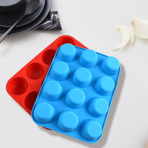 Bandeja <span class=keywords><strong>profesional</strong></span> antiadherente <span class=keywords><strong>para</strong></span> <span class=keywords><strong>magdalenas</strong></span>: molde de silicona de grado alimenticio de 12 tazas, liberar y fácil de limpiar - Product Image 4