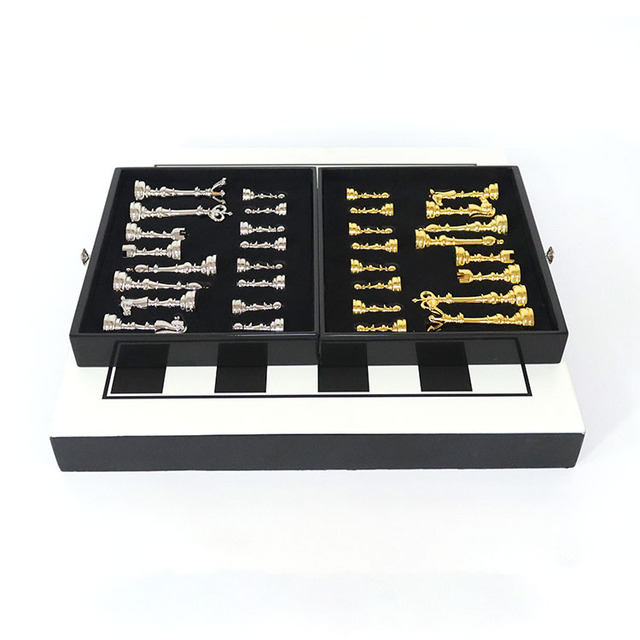 Creative Portable Smart Chess Clock Travel Magnetic Acrylic Luxury Chess Professional Chess Set