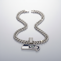 Pendentif personnalisé de luxe pour homme, Seattle Seahawks, en alliage de zinc plaqué or et argent, chaîne en corde, style hip-hop, entièrement serti de cristaux, logo de l'équipe, cadeau