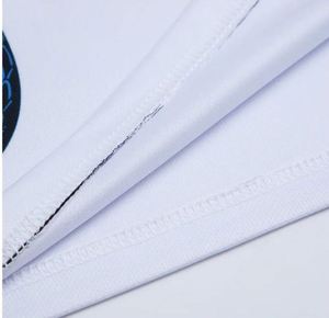 ชุดยูนิฟอร์มฟุตบอลชายแบบกำหนดเอง โพลีเอสเตอร์ 100% โลโก้ด้านหน้า ออกแบบเสื้อและกางเกงขาสั้นของคุณเองได้ - Product Image 5