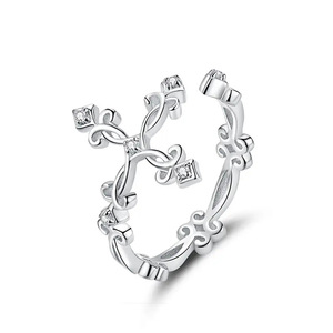 Anello Aperto a Ramo d'Ulivo per Donne, Elegante con Texture Lineare, Regolabile, Accessorio di Moda - Product Image 1