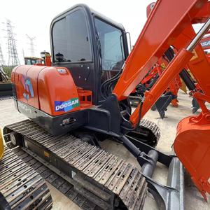 Excavatrice sur chenilles Doosan DH60 d'occasion d'origine coréenne, 6 tonnes, faible nombre d'heures de travail, petite machine de terrassement hydraulique - Product Image 2