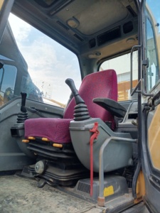 Excavatrice sur chenilles hydraulique d'occasion Volvoo EC210B Ec220 Ec240, 21 tonnes, moteur puissant et engrenage, modèle 2016, en stock à vendre - Product Image 3