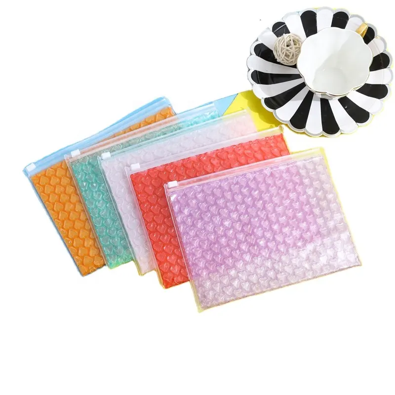 Farbe wasserdicht stoßfest Neue herzförmige gepolsterte Umschlag verpackungs taschen PVC Bubble Zipper Lock Bag