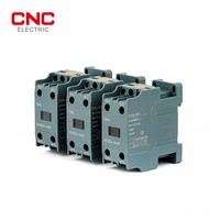 Contacteur AC YCX2S 18A 2 phases 20A 220V pour une distribution électrique sûre et stable