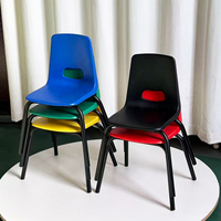 Chaise ergonomique pour enfants en PP confortable pour l'apprentissage à la maternelle, design empilable multicolore, chaises empilables