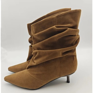 Bottines mi-hautes vintage marron en faux daim froncé, à bout pointu et talon chaton, pour femme, collection automne-hiver - Product Image 4