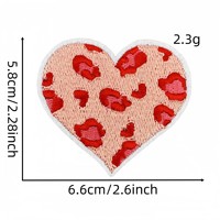 Patchs thermocollants brodés en forme de cœur à motifs variés, appliques en forme de cœur imprimées léopard, à carreaux et vache pour vêtements, vestes, sacs, décoration DIY