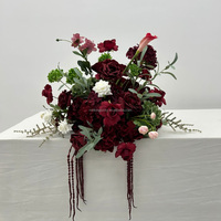 Décoration de mariage MoKtong Deluxe, boule de fleurs artificielles en eucalyptus rouge vin de 70 cm pour cheminée de maison