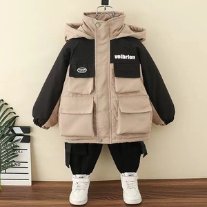 Veste en coton pour garçons de style européen et américain Offre Spéciale, à la mode et polyvalente, un must-have pour les petits garçons à la mode - Product Image 3