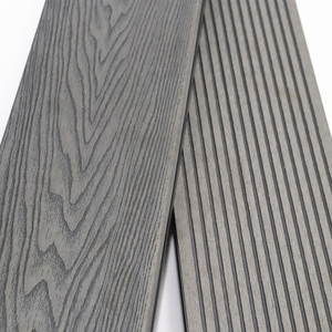 Décoration de <span class=keywords><strong>terrasse</strong></span> Revêtement de sol en Wpc Panneaux gris clair imperméables Composition en Wpc Carreaux de <span class=keywords><strong>terrasse</strong></span> Eco pour <span class=keywords><strong>terrasse</strong></span> - Product Image 1