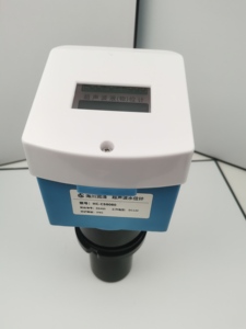 Jauge de niveau d'eau ultrasonique en plastique HCRZ-CS8080 - Technologie acoustique sans contact brevetée, précision de 0,5 % pour des mesures diverses et précises - Product Image 2