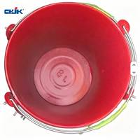 Seau à sable anti-incendie en acier doux rouge, durable et flexible, 7-8L, pour la protection incendie, prix compétitifs