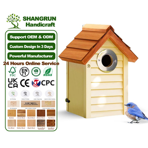 Casetta per Uccelli in Legno di Cedro con Tetto in Tegole, Alta e Verticale, per Uccelli come Bluetti, Fringuelli, Rondini, Cincialle, Cincialle Piccole, per Uso Esterno, Design Solido - Product Image 1