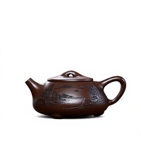 Théières en céramique d'argile violette de Yixing en gros - Artisanat domestique avec motif « Le ciel récompense la zérité », nouveau style chinois