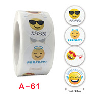 Lot en gros d'autocollants en rouleau : Emoticônes, visages souriants, autocollants de récompense et d'encouragement, décorations pour jouets d'enfants, étiquettes