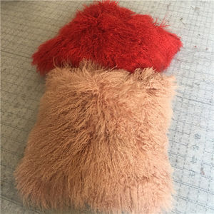 Housse de coussin en fourrure d'agneau bouclée naturelle pour canapé-lit - Product Image 2