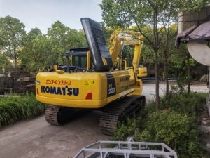 รถขุดโคมัตสึ PC220 ขนาด 24 ตัน คุณภาพสูง มือสอง ปี 2022 รุ่น CE/EPA รับรองมาตรฐาน พร้อมเครื่องยนต์ เกียร์ และปั๊ม - Product Image 3