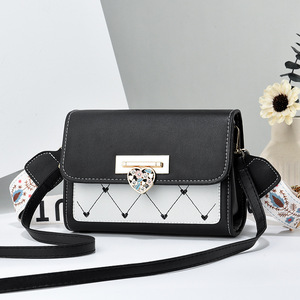 <span class=keywords><strong>Sac</strong></span> bandoulière carré en <span class=keywords><strong>cuir</strong></span> PU pour <span class=keywords><strong>femme</strong></span>, style vintage, toutes saisons, avec chaîne, design populaire, en promotion - Product Image 4