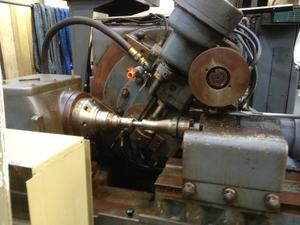 Machine à tailler les engrenages horizontale à usage intensif pour la découpe de précision des engrenages et les applications de fabrication d'engrenages industriels - Product Image 4