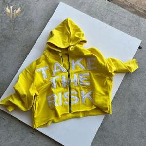 OEM personalizable sudaderas con capucha Rhinestone Distress bordado Logo francés Terry algodón crudo pesado dobladillo pulóver borde corte 100% algodón - Product Image 3