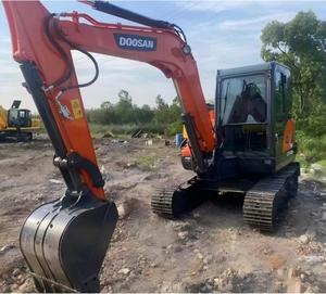 รถขุดตีนตะขาบ DOOSAN DX60 มือสอง สภาพดี 6 ตัน ราคาถูก ขาย - Product Image 2