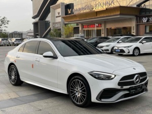 <span class=keywords><strong>Mercedes</strong></span>-Benz <span class=keywords><strong>Classe</strong></span> C 2024 d'occasion, version révisée, conduite à gauche, essence, pour l'exportation - Product Image 3