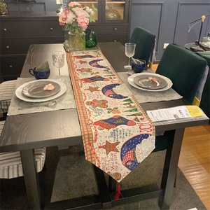 ผ้าปูโต๊ะคริสต์มาสสไตล์ยุโรปอเมริกัน ผ้าลินิน ขนาด 33x183 ซม. เป็นมิตรกับสิ่งแวดล้อม ตกแต่งยาวแบบมีพู่ห้อย - Product Image 5