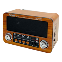 Radio solaire portable multi-bandes AM/FM/SW avec gros boutons en plastique, lampe de poche et torche, modèle NS-7080BT