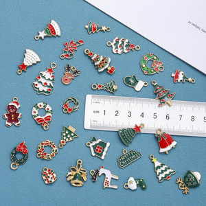 Aleación Árbol de Navidad Serie Llavero Pulsera Collar Accesorios Colgante Venta caliente - Product Image 4