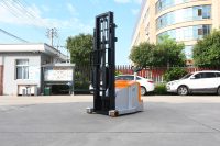 Gerbeur électrique contrepoids 1000 kg, hauteur de levage 3000 mm, batterie plomb-acide CPDW, pneus PU, 24 V
