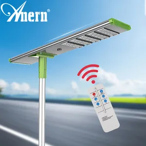 High lumen integrated solar led street light