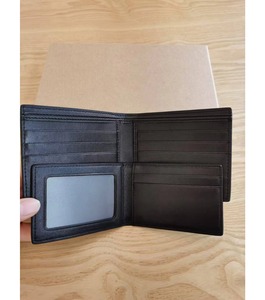 Portafoglio di Lusso da Uomo di Marca Designer all'Ingrosso, Porta Licenza, Portachiavi, Porta Carte Combinato, Fermasoldi, Portafoglio Corto in Pelle - Product Image 3