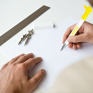 Nouvelles idées de produits : stylo à bille créatif en forme de pouce de dessin animé avec logo personnalisé imprimé sur du plastique pour la promotion publicitaire et les cadeaux - Product Image 4