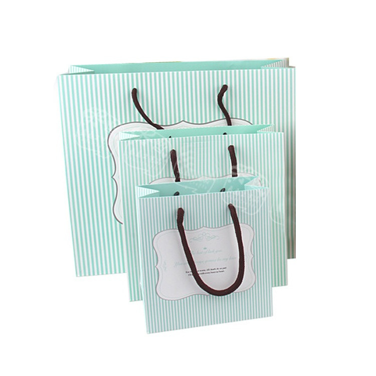 Custom Reusable Recyclable Boutique Luxury Color Gift Paperboard Shopping Packaging Paper Bag Digital Lamination for Candle