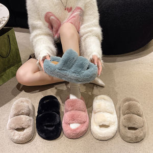 Chaussons chauds pour femmes, vente chaude 2024, couleur bonbon, chaussons moelleux pour la <span class=keywords><strong>maison</strong></span>, chaussons <span class=keywords><strong>à</strong></span> enfiler pour femmes, plateforme de 5 cm, chaussons en fourrure - Product Image 4