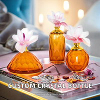 Flacon de parfum en verre cristal gravé sur mesure, couvercle décoratif de luxe en forme de fleur, ornement rond rechargeable, cadeau