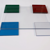 Plaque en polycarbonate incassable pour usage hôtelier moderne, épaisseur 10 mm, solide et plate, avec protection UV et construction durable