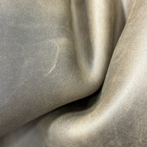 クレイジーホースレザー スプリットタンニング ヴィンテージ加工 本革 牛革 1.8-2.0mm 耐水性 シューズ バッグ ハンドバッグ 家具張り地用 - Product Image 2