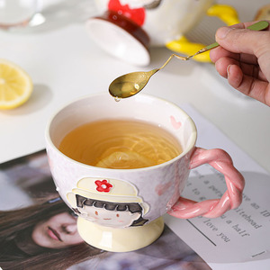 Taza de Desayuno de Cerámica con Doble Relieve Pintado a Mano, Gran Capacidad, Diseño de Niña de Dibujos Animados, para Navidad, Avena, Agua, Leche, Café - Product Image 3
