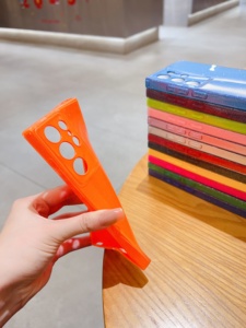 Custodia per telefono in morbido TPU con Glitter colorato con Glitter fluorescente per <span class=keywords><strong>Samsung</strong></span> S24 S23 S22Ultra Plus Cover completamente antiurto - Product Image 3