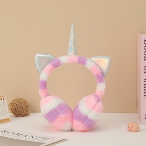 <span class=keywords><strong>Cache</strong></span>-oreilles en fourrure de <span class=keywords><strong>licorne</strong></span> chauffante colorée pour l'hiver <span class=keywords><strong>Cache</strong></span>-oreilles de Noël pour enfants arc-en-ciel - Product Image 4