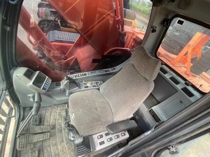 Excavateur de terrassement lourd Doosan DX500 d'occasion Moteur Hitachi à haut rendement en bon état Godet de 2,14 mÂ ³ de 49 tonnes - Product Image 4