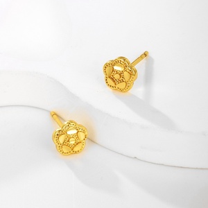 Bán buôn sang trọng Dubai 24K vàng trang sức cổ điển phong cách thả bông tai giá rẻ Hợp kim và Kẽm Hoa Đinh tán cho Bridal sử dụng - Product Image 1