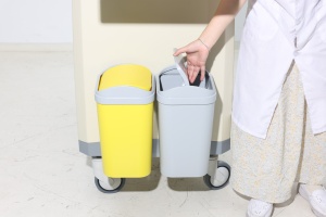 Moderne ABS Dubbele Rij IV Haak Medische Kar 5-Laags Medicijnkast Wandmontage Bevestiging Compatibiliteit Individueel Ziekenhuis Hotel - Product Image 5