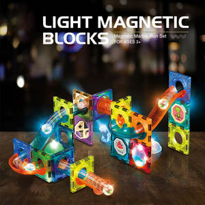 Meilleures ventes : Kit <span class=keywords><strong>de</strong></span> <span class=keywords><strong>construction</strong></span> <span class=keywords><strong>magnétique</strong></span> DIY <span class=keywords><strong>Magic</strong></span> Magnet Paradise avec perles lumineuses, circuit <span class=keywords><strong>de</strong></span> billes <span class=keywords><strong>magnétique</strong></span>, 49 pièces pour enfants - Product Image 5