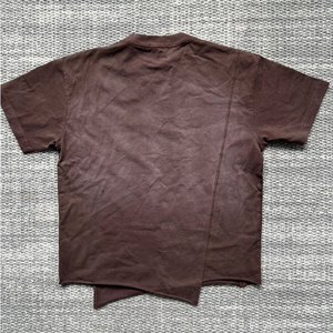 Camiseta de Hombre Estilo Urbano, Vintage, Lavada, <span class=keywords><strong>Oversize</strong></span>, Desgastada, con Corte Moderno y Diseño Visual Atípico - Product Image 3