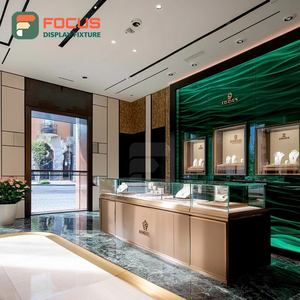 Vitrine en verre pour boutique de bijoux, aménagement personnalisé pour centre commercial, finition stratifiée - Product Image 6