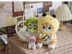 Kawaii tiburón gato peluche juguete colgante bosque japonés dibujos animados gato <span class=keywords><strong>abeja</strong></span> fresa tiburón gato muñeca - Product Image 5