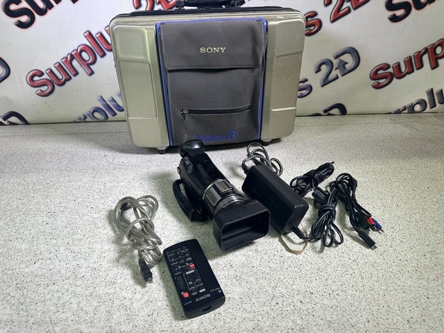PLC HVR-A1U Digital HDV 1080i HD Handycam Camcorder Warranty Product